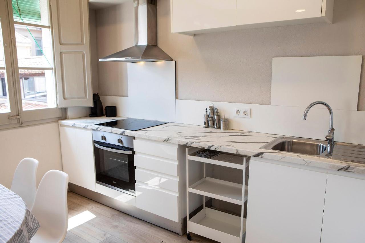 Sant Ferriol Apartment Olot Bagian luar foto