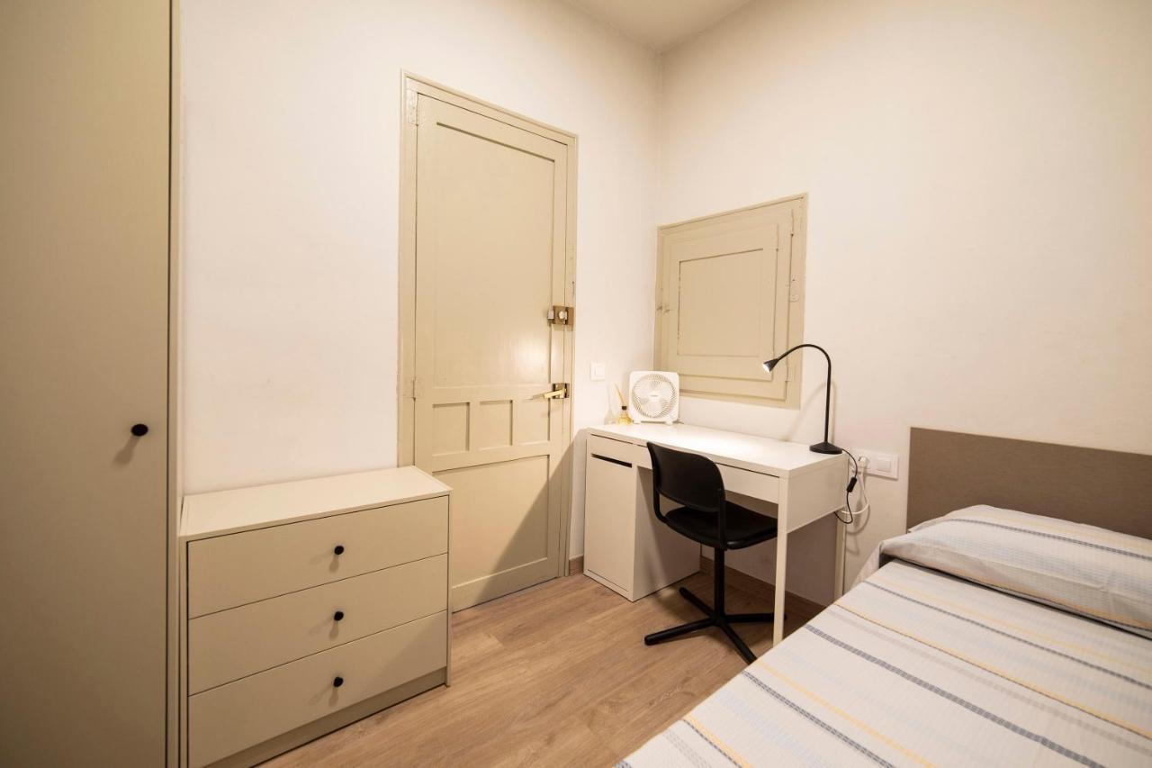 Sant Ferriol Apartment Olot Bagian luar foto